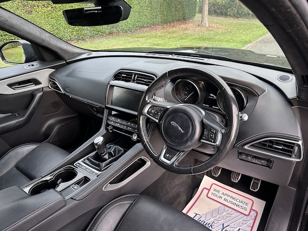 Used Jaguar F-Pace 2018 for sale - 76232396: Photo 21