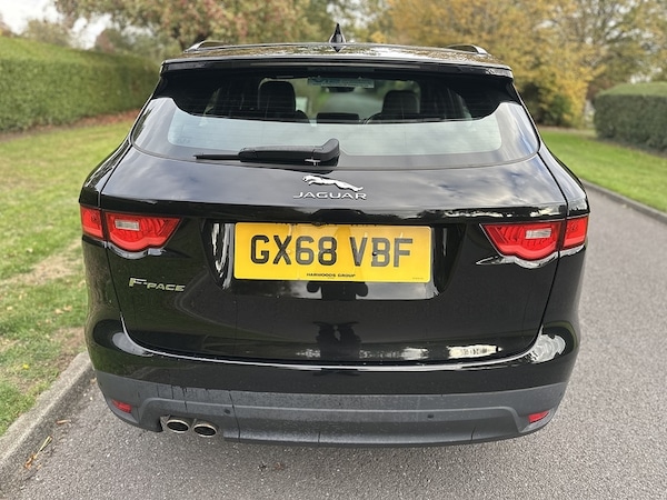 Used Jaguar F-Pace 2018 for sale - 76232396: Photo 5