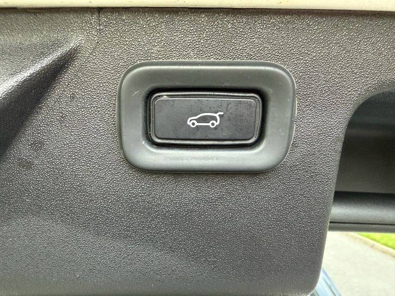 Used Land Rover Discovery Sport 2019 for sale - 76626971: Photo 55