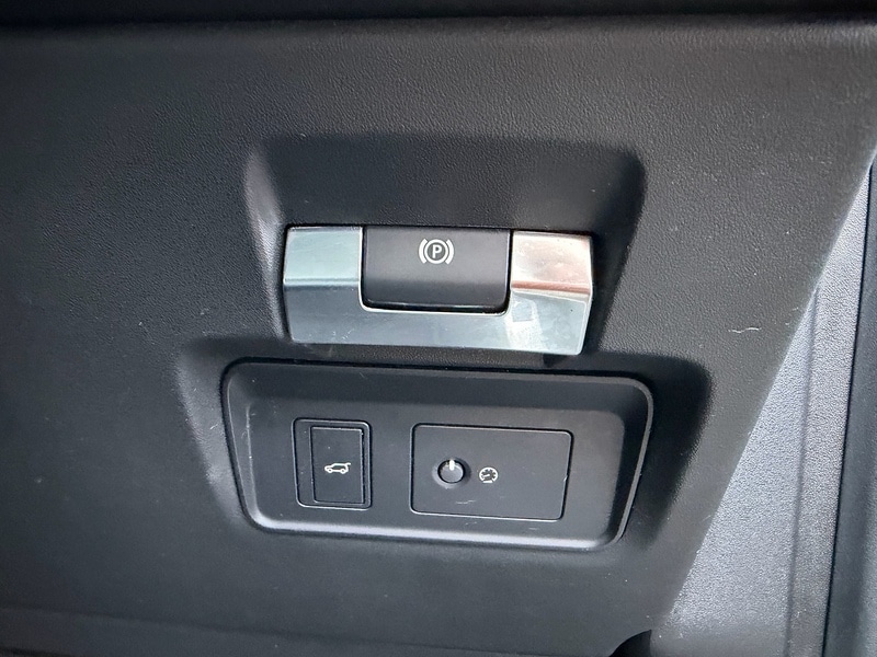 Used Land Rover Discovery Sport 2019 for sale - 76626971: Photo 62