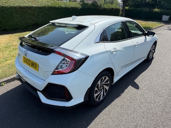 Used Honda Civic 2020 for sale - 79435602: Photo