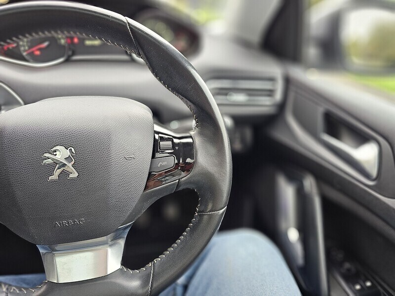 Used Peugeot 308 SW 2019 for sale - 76242633: Photo 13