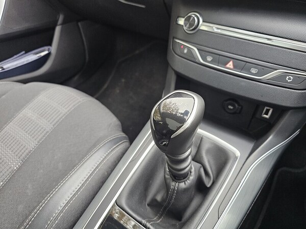 Used Peugeot 308 2019 for sale - 76242633: Photo 18