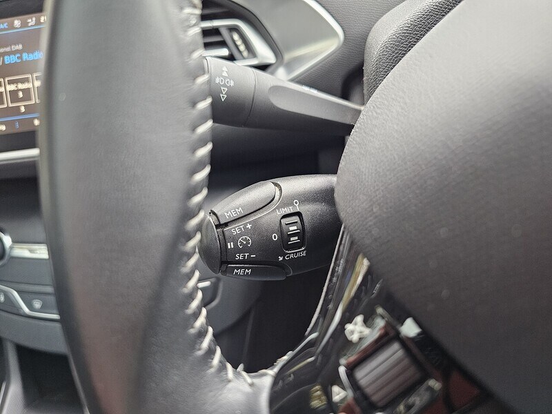 Used Peugeot 308 SW 2019 for sale - 76242633: Photo 24