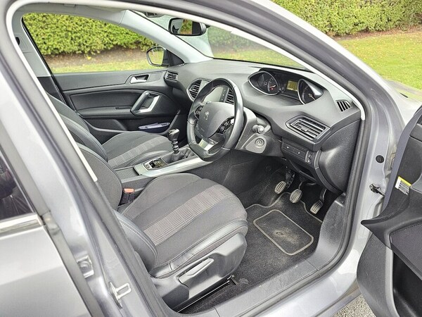 Used Peugeot 308 2019 for sale - 76242633: Photo 29