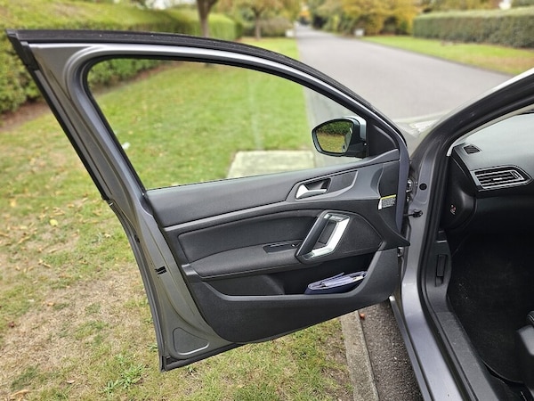 Used Peugeot 308 2019 for sale - 76242633: Photo 48