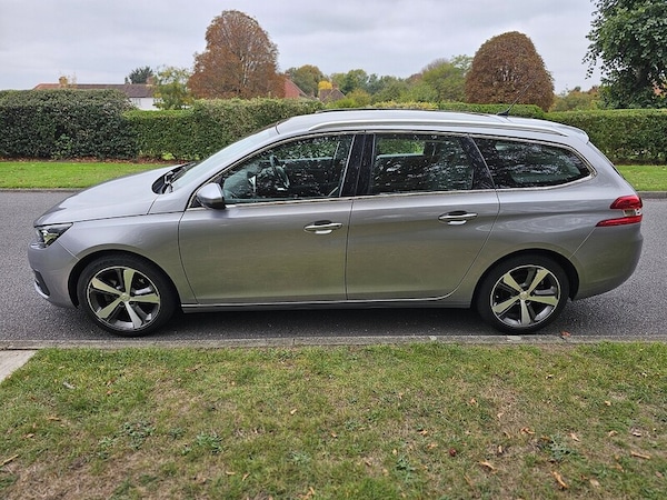Used Peugeot 308 2019 for sale - 76242633: Photo 7