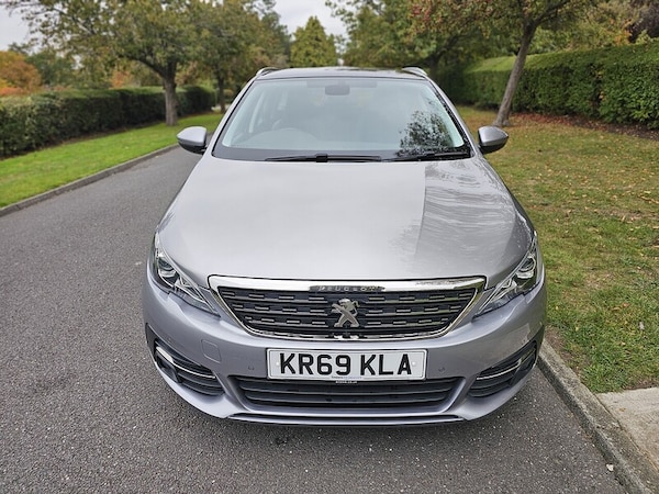 Used Peugeot 308 2019 for sale - 76242633: Photo 9