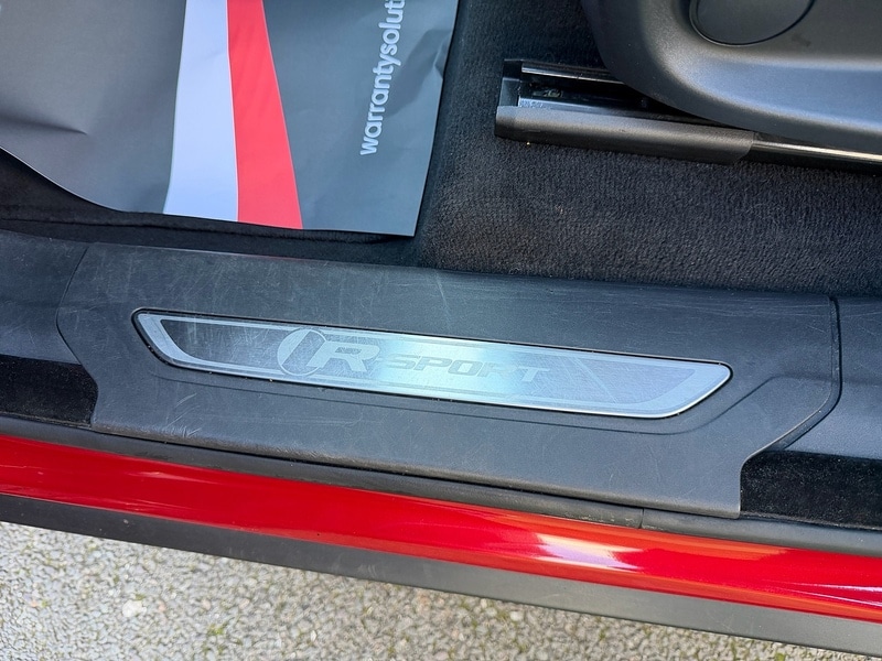 Used Jaguar F-Pace 2017 for sale - 76747982: Photo 29