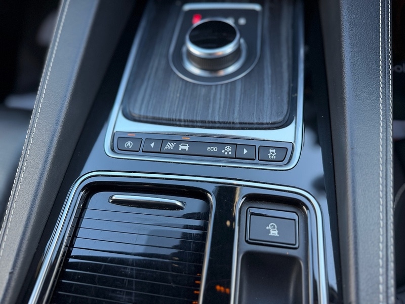 Used Jaguar F-Pace 2017 for sale - 76747982: Photo 36