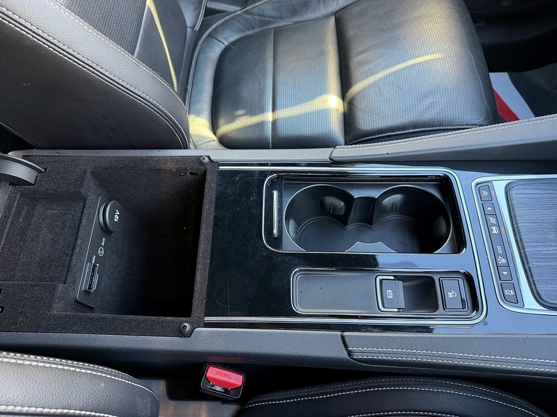 Used Jaguar F-Pace 2017 for sale - 76747982: Photo 42