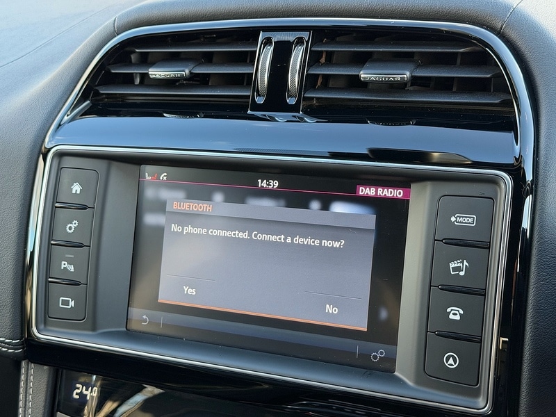 Used Jaguar F-Pace 2017 for sale - 76747982: Photo 48