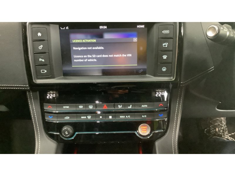 Used Jaguar F-Pace 2017 for sale - 76747982: Photo 9