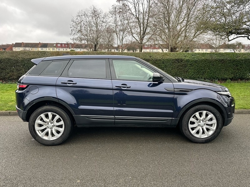 Used Land Rover Range Rover Evoque 2016 for sale - 77805754: Photo 2