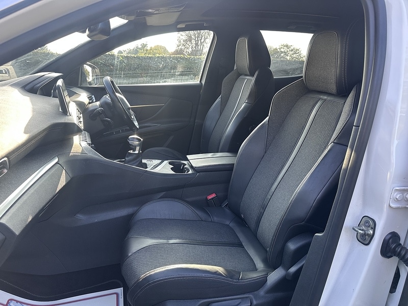 Used Peugeot 3008 2017 for sale - 76249139: Photo 18