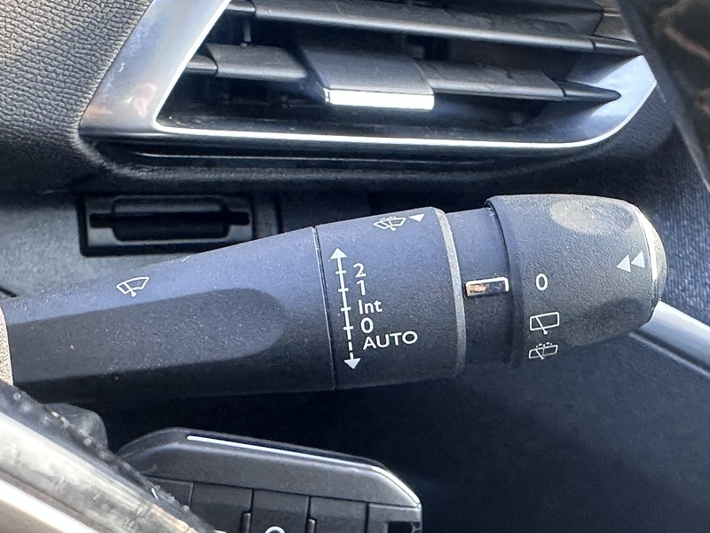 Used Peugeot 3008 2017 for sale - 76249139: Photo 46