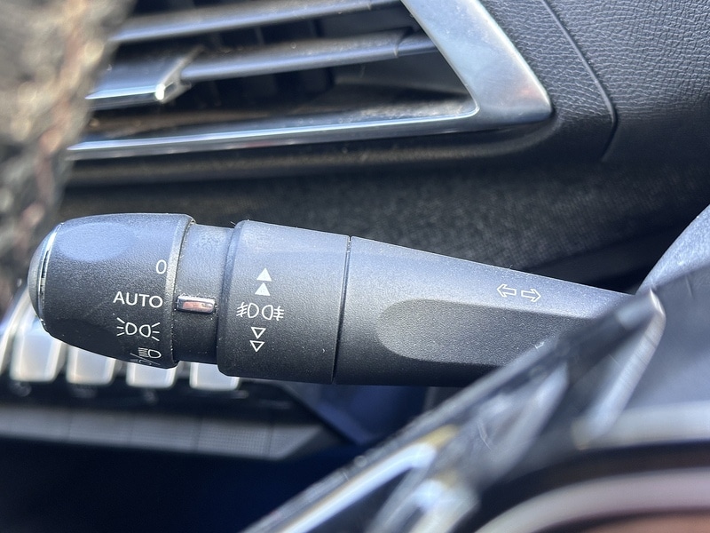 Used Peugeot 3008 2017 for sale - 76249139: Photo 47