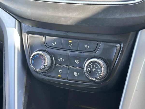 Used Vauxhall Zafira Tourer 2017 for sale - 75603923: Photo 29