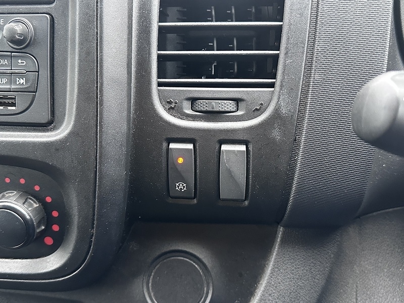 Used Renault Trafic 2020 for sale - 76249136: Photo 28