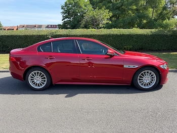 Used Jaguar XE 2016 for sale - 79104266: Photo