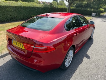 Used Jaguar XE 2016 for sale - 79104266: Photo