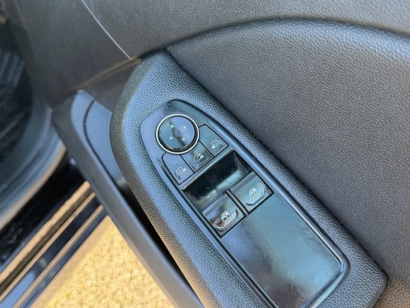 Used Renault Clio 2020 for sale - 77399916: Photo 25