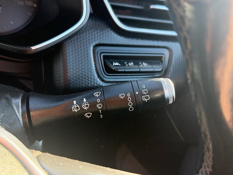 Used Renault Clio 2020 for sale - 77399916: Photo 30