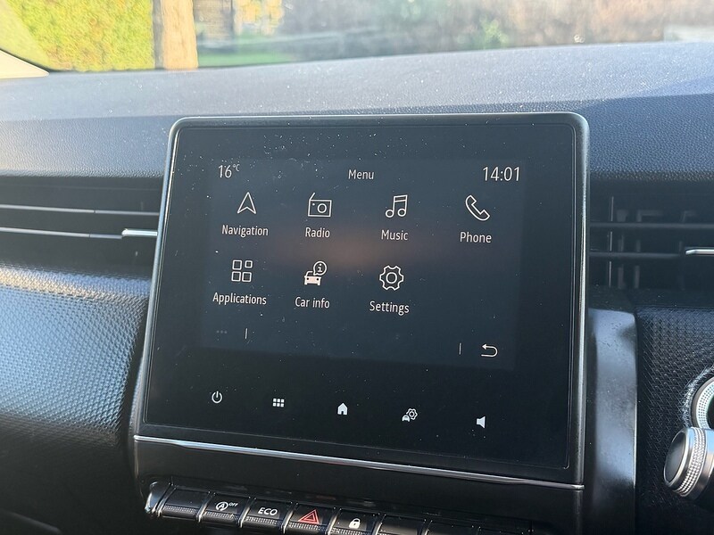 Used Renault Clio 2020 for sale - 77399916: Photo 40