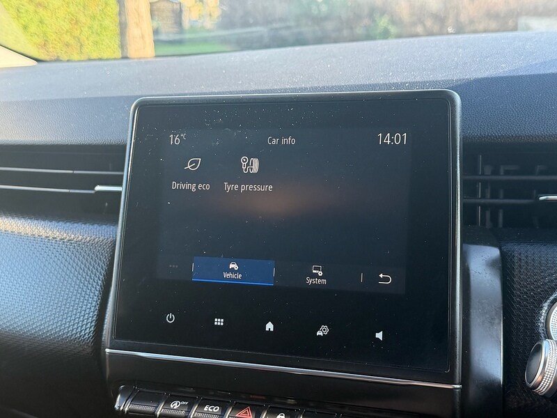 Used Renault Clio 2020 for sale - 77399916: Photo 46