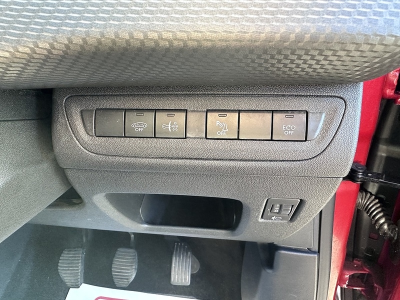 Used Peugeot 2008 2016 for sale - 76034917: Photo 26