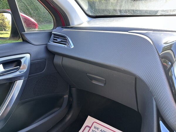 Used Peugeot 2008 2016 for sale - 76034917: Photo 31
