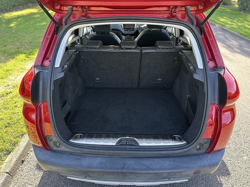 Used Peugeot 2008 2016 for sale - 76034917: Photo 6