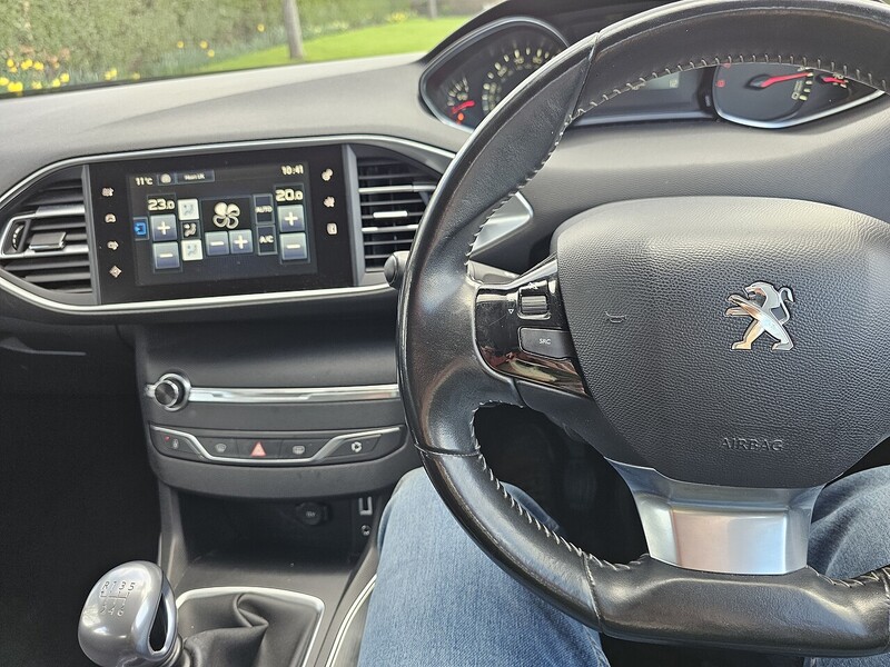 Used Peugeot 308 2015 for sale - 77902533: Photo 16