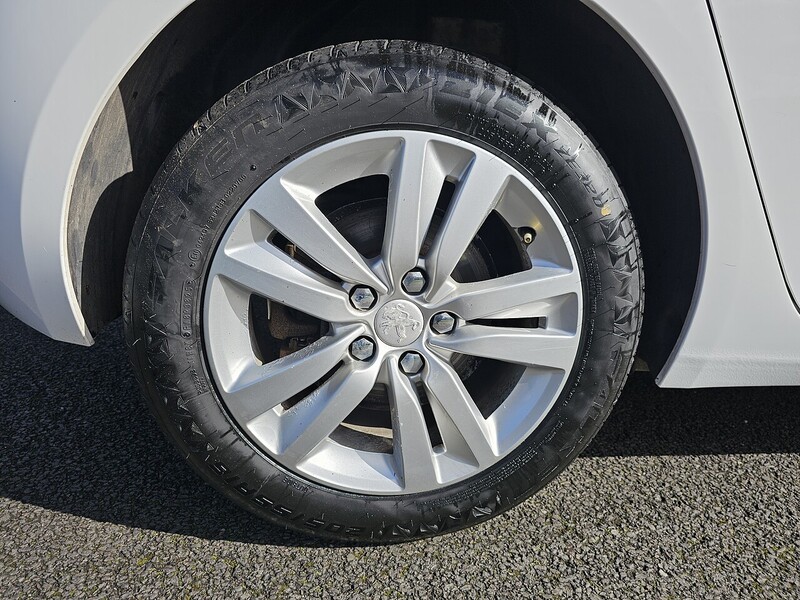 Used Peugeot 308 2015 for sale - 77902533: Photo 44