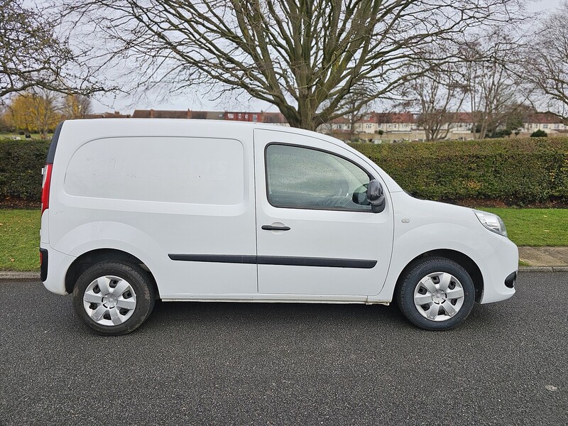 Used Renault Kangoo 2019 for sale - 76863555: Photo 2