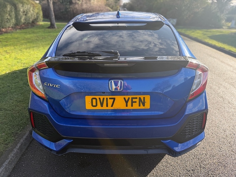 Used Honda Civic 2017 for sale - 77501090: Photo 5