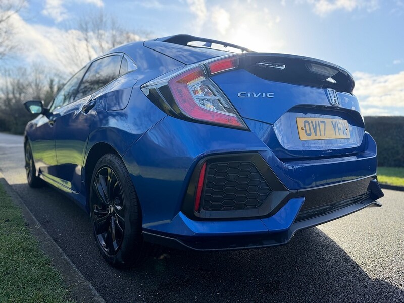 Used Honda Civic 2017 for sale - 77501090: Photo 8