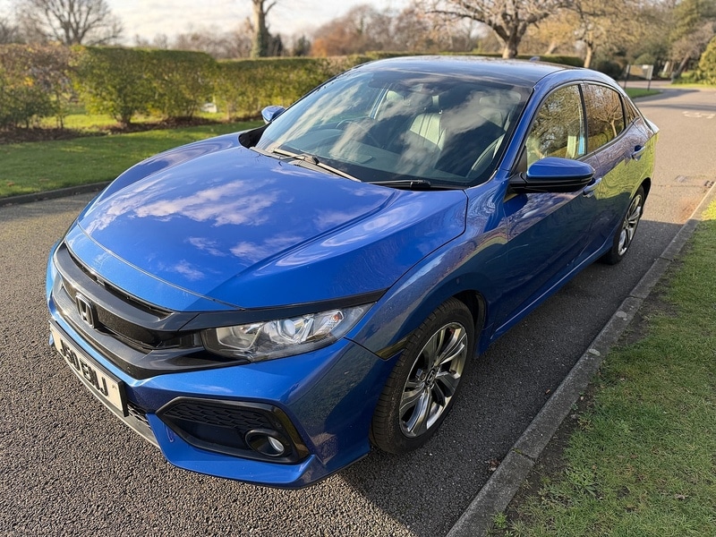 Used Honda Civic 2017 for sale - 76941690: Photo 10