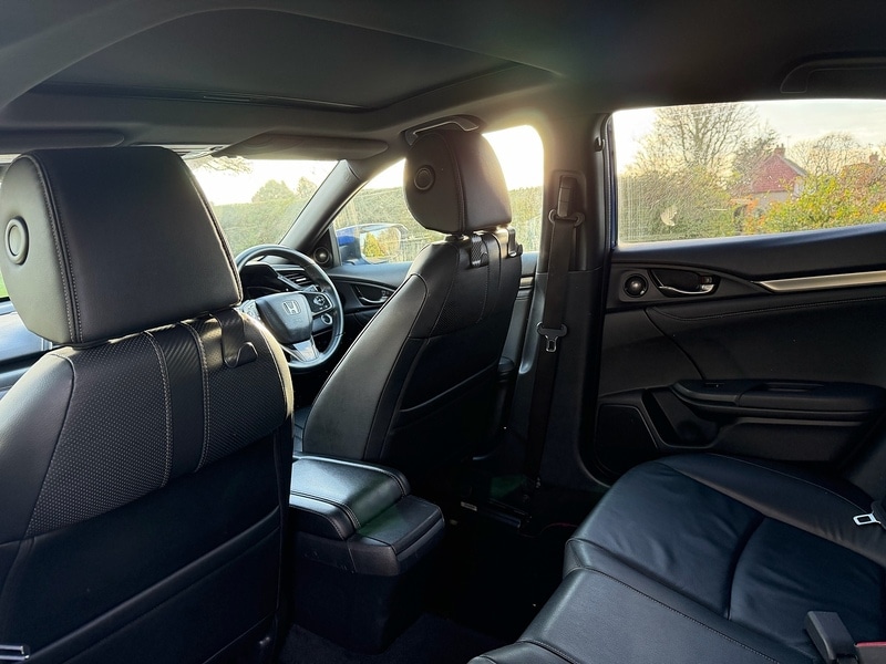 Used Honda Civic 2017 for sale - 76941690: Photo 20