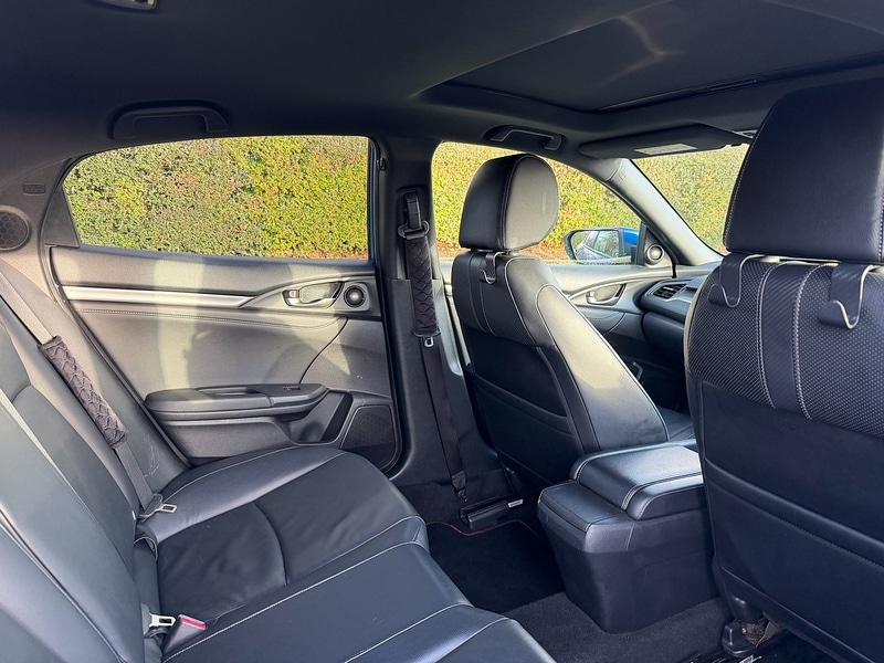 Used Honda Civic 2017 for sale - 76941690: Photo 22