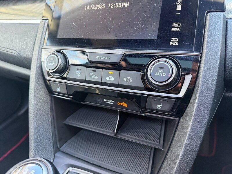 Used Honda Civic 2017 for sale - 76941690: Photo 31