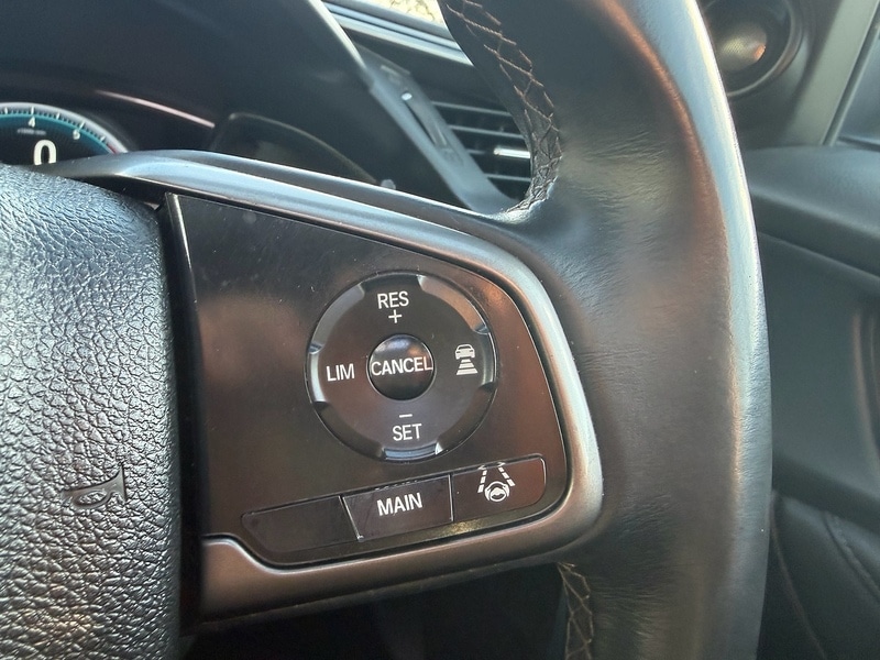 Used Honda Civic 2017 for sale - 76941690: Photo 34