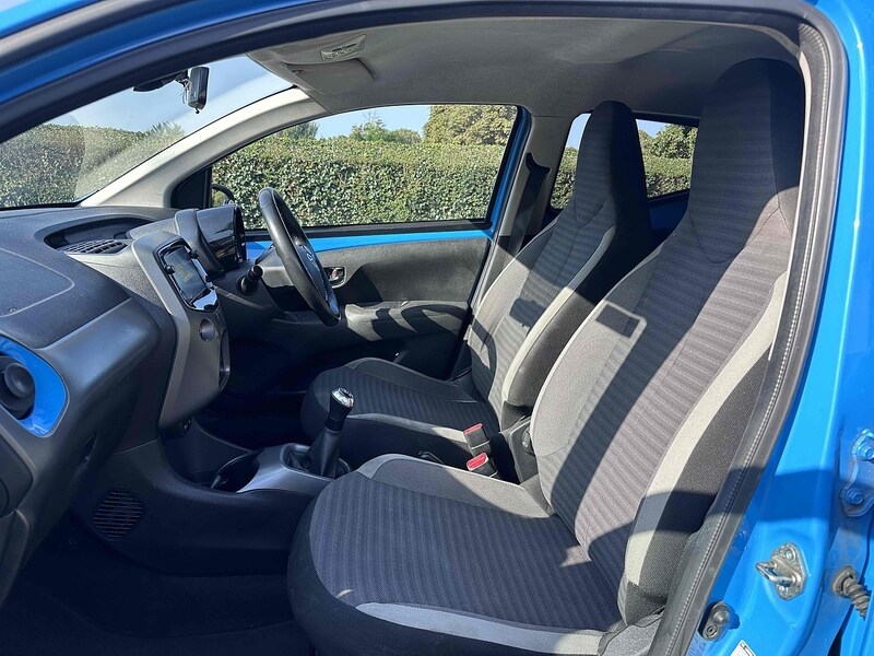 Used Toyota AYGO 2019 for sale - 76197323: Photo 18