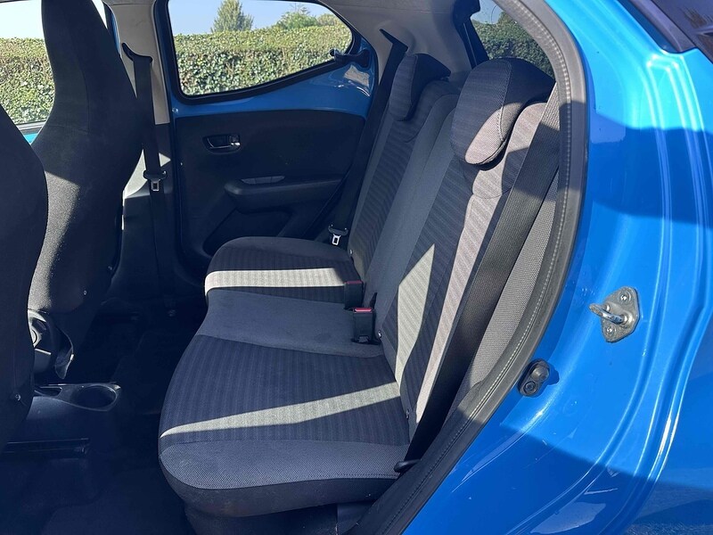 Used Toyota AYGO 2019 for sale - 76197323: Photo 19