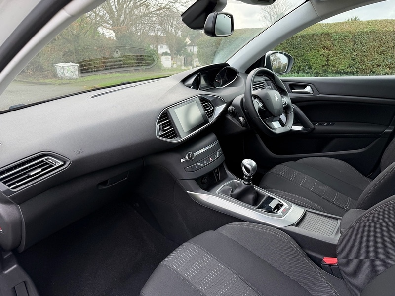 Used Peugeot 308 2016 for sale - 77490722: Photo 17