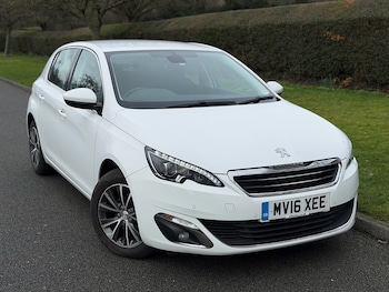 Used Peugeot 308 2016 for sale - 77490722: Photo