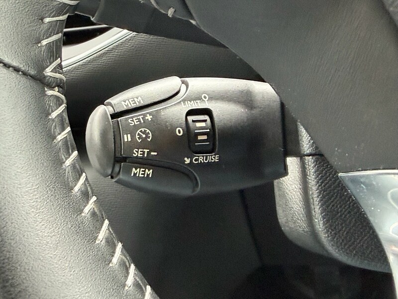 Used Peugeot 308 2016 for sale - 77490722: Photo 39