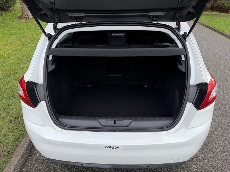 Used Peugeot 308 2016 for sale - 77490722: Photo 6