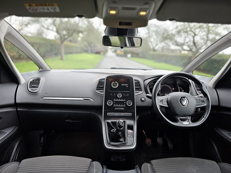 Used Renault Grand Scenic 2019 for sale - 77399914: Photo 37