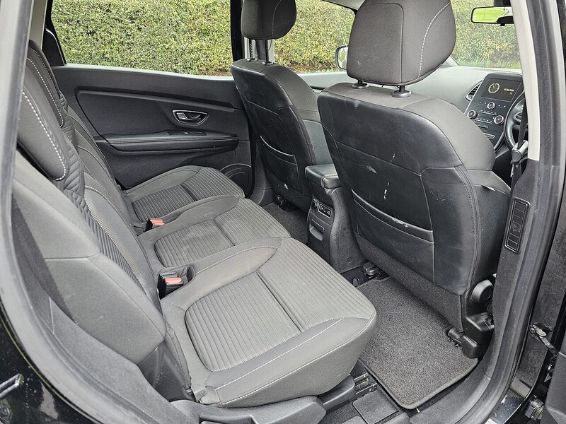 Used Renault Grand Scenic 2019 for sale - 77399914: Photo 38